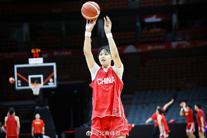 高效回归！李月汝复出首秀12分钟砍8+8，飞翼轻取狂热斩获季前赛开门红